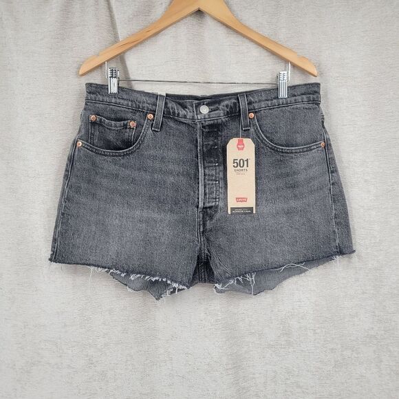 Levi's 501 Women's Black Denim Cut Off Jean Shorts Button Fly - Picture 1 of 10